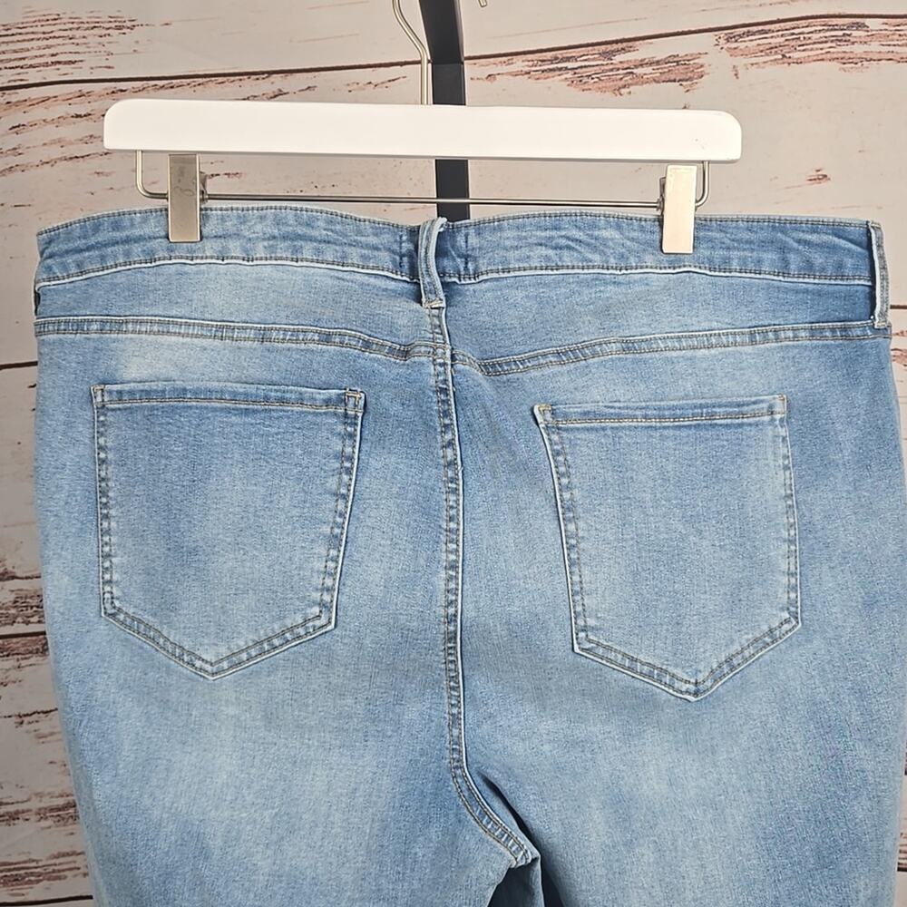 NYDJ Curves 360 Slim Straight Ankle Jean Size 18 Short - Picture 5 of 7